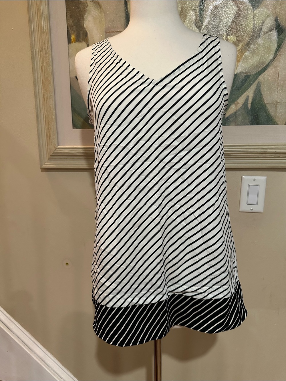 ATTENTION Women's Sleeveless, V-Neck, Black/White Striped Shirt Size S